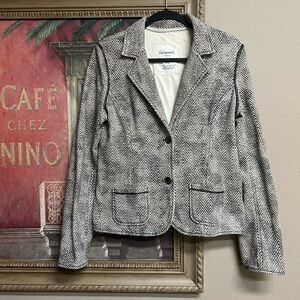 Aeropostale Black and White Chevron Patterned Women's Blazer
